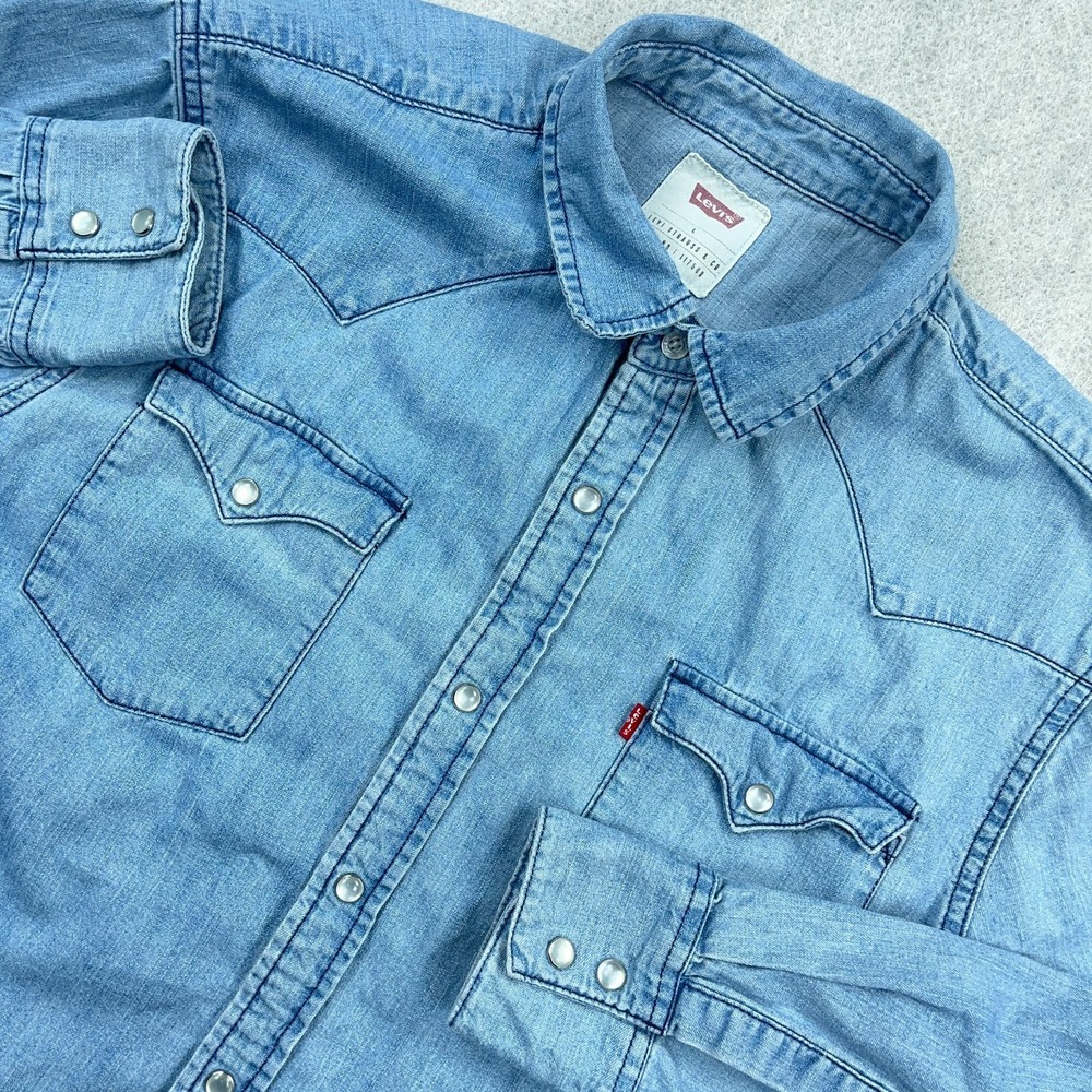Levis Denim Shirt Men Large Light Blue Pearl Snap Western Yoke Jean Cowboy - Picture 2 of 10